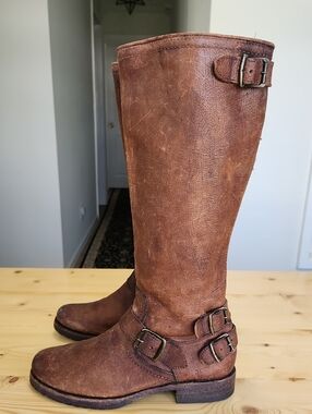 Frye Veronica Back Zip Tall Boots Three Buckles Riding 7.5
